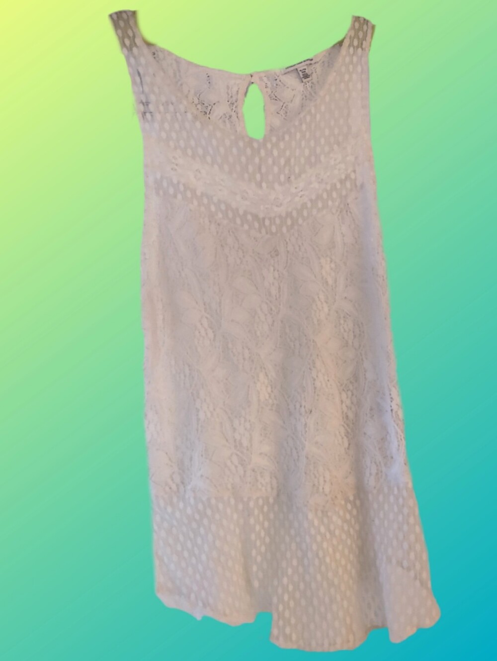 AEO Lace Cream Colored Sleeveless Top Button Back Peekaboo Slit Pre-owned